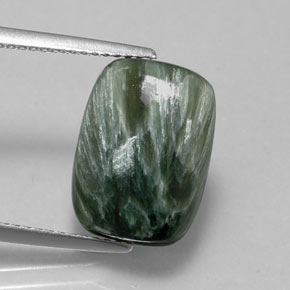 5.74カラットの天然グリーンセラフィナイト（14×10 mm・クッションカット）