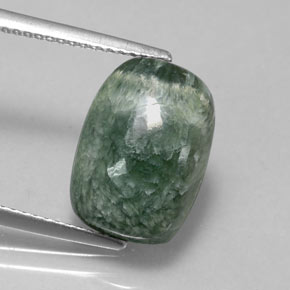 4.86カラットの天然グリーンセラフィナイト（14×9.7 mm・クッションカット）