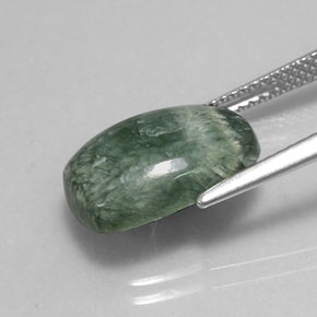 4.86カラットの天然グリーンセラフィナイト（14×9.7 mm・クッションカット）