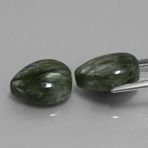 自然派の商品を探す ct グリーン セラフィナイト 宝石, 洋梨の形, ロシア からGemSelectで. 在庫あり、世界各国へ発送!