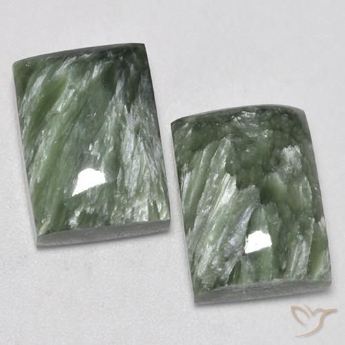 Shop natural 15.16ct アーシーグリーン セラフィナイト gems, バゲット, from ロシア at GemSelect. In stock, global shipping!