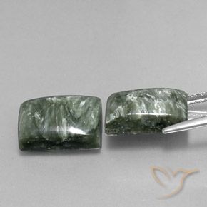 Shop natural 15.12ct グリーン セラフィナイト gems, バゲット, from ロシア at GemSelect. In stock, global shipping!