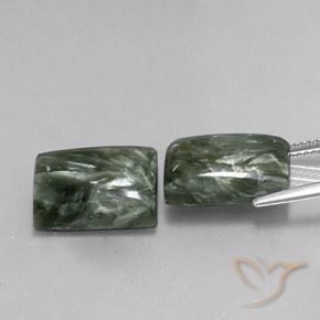 Shop natural 14.60ct グリーン セラフィナイト gems, バゲット, from ロシア at GemSelect. In stock, global shipping!