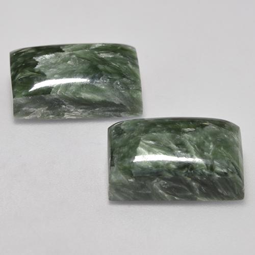 15.38カラットの天然灰色がかった緑セラフィナイト（14.1×10 mm・バゲット）