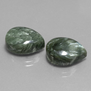 自然派の商品を探す ct グリーン セラフィナイト 宝石, 洋梨の形, ロシア からGemSelectで. 在庫あり、世界各国へ発送!