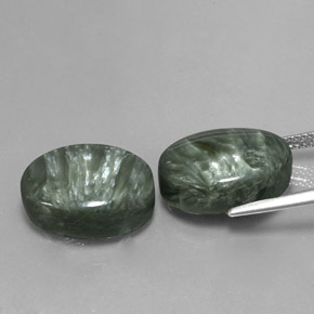 自然派の商品を探す ct グリーン セラフィナイト 宝石, オーバルカット, ロシア からGemSelectで. 在庫あり、世界各国へ発送!