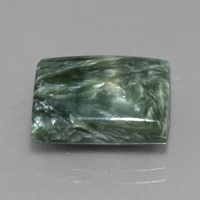 10.42カラットの天然グリーンセラフィナイト（16×12.1 mm・バゲット）