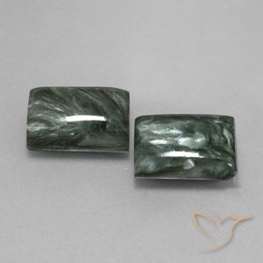Shop natural 14.67ct ディープグリーン セラフィナイト gems, バゲット, from ロシア at GemSelect. In stock, global shipping!