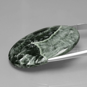 45.44カラットの天然グリーンセラフィナイト、オーバルカット、オペーク