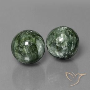 Shop natural 36.86ct 灰色がかった緑 セラフィナイト gems, スフェア / ボール, from ロシア at GemSelect. In stock, global shipping!