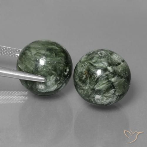 Shop natural 38.39ct グリーン セラフィナイト gems, スフェア / ボール, from ロシア at GemSelect. In stock, global shipping!
