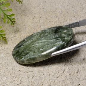 40.84カラットの天然グリーンセラフィナイト、オーバルカット、オペーク