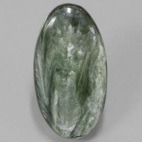 5.50カラットの天然グリーンセラフィナイト（20.4×11 mm・オーバルカット）