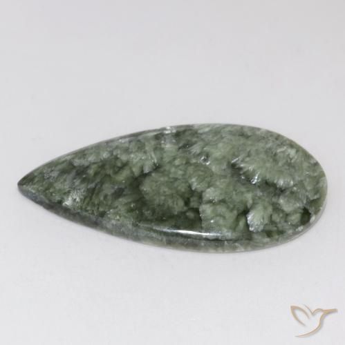 15.14カラットの天然アーシーグリーンセラフィナイト（33.3×18.2 mm・洋梨の形）