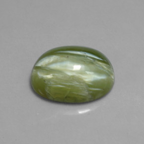 5.37カラットの天然グリーンサーペンティン（13.9×10 mm・オーバルカット）