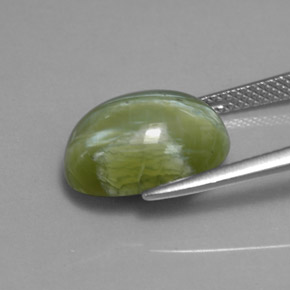 5.37カラットの天然グリーンサーペンティン（13.9×10 mm・オーバルカット）