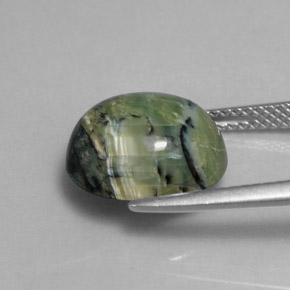 4.29カラットの天然黄色がかった緑サーペンティン（12.3×10.4 mm・オーバルカット）