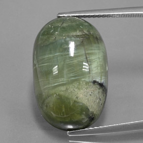 14.20カラットの天然グリーンサーペンティン（20.6×13.4 mm・オーバルカット）