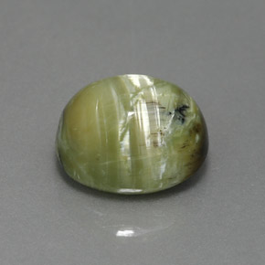 2.93カラットの天然グリーンサーペンティン（10.2×8.7 mm・オーバルカット）