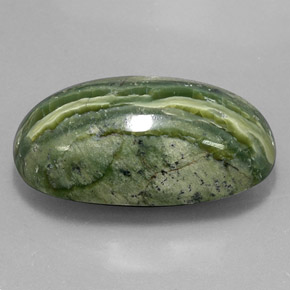 49.97カラットの天然グリーンサーペンティン（36.5×19.6 mm・オーバルカット）