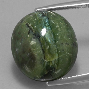 14.38カラットの天然グリーンサーペンティン（17.2×15.7 mm・オーバルカット）