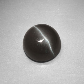 2.68カラットの天然灰色がかった茶Sillimanite Cat's Eye（8.07 mm・ラウンドカット）
