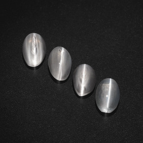カラットの天然スモークSillimanite Cat's Eye（6.5×3.9 mm・オーバルカット）