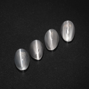 カラットの天然スモークSillimanite Cat's Eye（6.5×3.9 mm・オーバルカット）