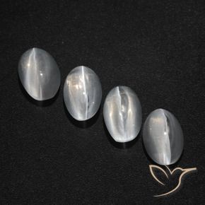 Shop natural 3.93ct クリアホワイト シリマナイトキャッツアイ gems, 楕円形, from マダガスカル at GemSelect. In stock, global shipping!
