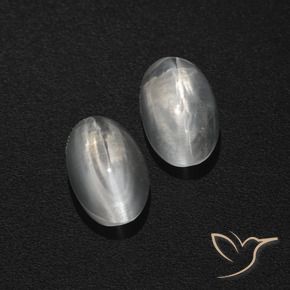 Shop natural 2.04ct クリアホワイト シリマナイトキャッツアイ gems, 楕円形, from マダガスカル at GemSelect. In stock, global shipping!