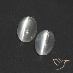 Shop natural 1.89ct クリアホワイト シリマナイトキャッツアイ gems, 楕円形, from マダガスカル at GemSelect. In stock, global shipping!