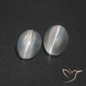 Shop natural 2.53ct クリアホワイト シリマナイトキャッツアイ gems, 楕円形, from マダガスカル at GemSelect. In stock, global shipping!