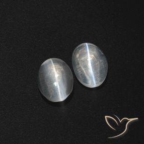 Shop natural 2.62ct クリアホワイト シリマナイトキャッツアイ gems, 楕円形, from マダガスカル at GemSelect. In stock, global shipping!