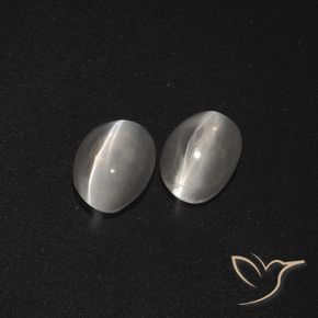Shop natural 2.27ct クリアホワイト シリマナイトキャッツアイ gems, 楕円形, from マダガスカル at GemSelect. In stock, global shipping!