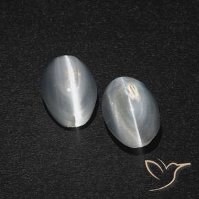 Shop natural 2.47ct クリアホワイト シリマナイトキャッツアイ gems, 楕円形, from マダガスカル at GemSelect. In stock, global shipping!