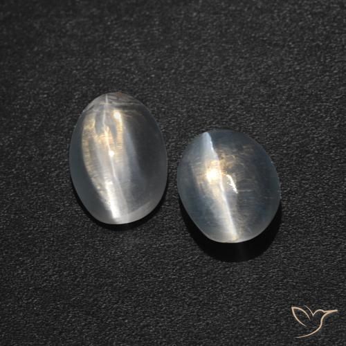 Shop natural 2.59ct クリアホワイト シリマナイトキャッツアイ gems, 楕円形, from マダガスカル at GemSelect. In stock, global shipping!