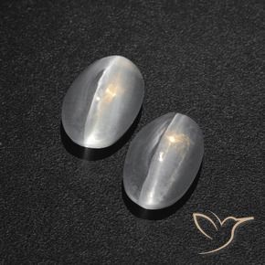 Shop natural 2.86ct クリアホワイト シリマナイトキャッツアイ gems, 楕円形, from マダガスカル at GemSelect. In stock, global shipping!