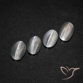 Shop natural 4.26ct クリアホワイト シリマナイトキャッツアイ gems, 楕円形, from マダガスカル at GemSelect. In stock, global shipping!