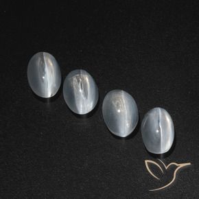 Shop natural 4.68ct クリアホワイト シリマナイトキャッツアイ gems, 楕円形, from マダガスカル at GemSelect. In stock, global shipping!