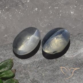 Shop natural 2.49ct クリア シリマナイトキャッツアイ gems, 楕円形, from マダガスカル at GemSelect. In stock, global shipping!