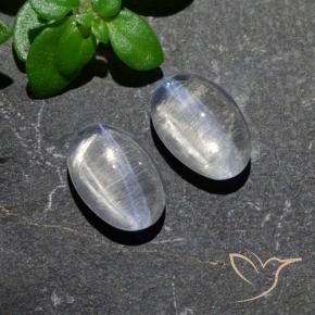 Shop natural 2.39ct クリアホワイト シリマナイトキャッツアイ gems, 楕円形, from マダガスカル at GemSelect. In stock, global shipping!