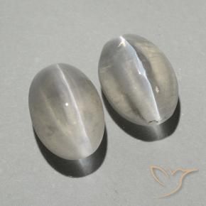 Shop natural 2.03ct ウォームホワイト シリマナイトキャッツアイ gems, 楕円形, from マダガスカル at GemSelect. In stock, global shipping!