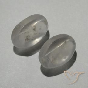 Shop natural 2.03ct ウォームホワイト シリマナイトキャッツアイ gems, 楕円形, from マダガスカル at GemSelect. In stock, global shipping!