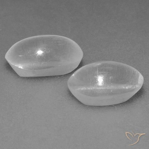 Shop natural 2.08ct ホワイト シリマナイトキャッツアイ gems, 楕円形, from マダガスカル at GemSelect. In stock, global shipping!