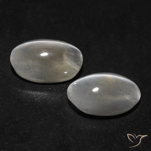 Shop natural 1.94ct 非常に薄い灰色 シリマナイトキャッツアイ gems, 楕円形, from マダガスカル at GemSelect. In stock, global shipping!