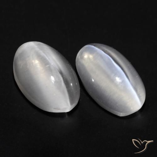 Shop natural 1.72ct ホワイト シリマナイトキャッツアイ gems, 楕円形, from マダガスカル at GemSelect. In stock, global shipping!