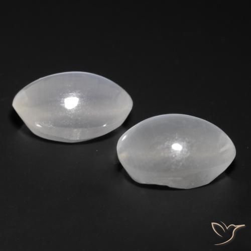 Shop natural 1.77ct ホワイト シリマナイトキャッツアイ gems, 楕円形, from マダガスカル at GemSelect. In stock, global shipping!