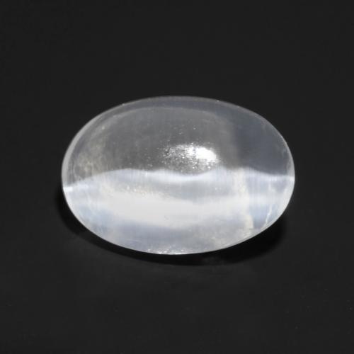 0.80カラットの天然半透明ホワイトSillimanite Cat's Eye（6.7×4.6 mm・オーバルカット）