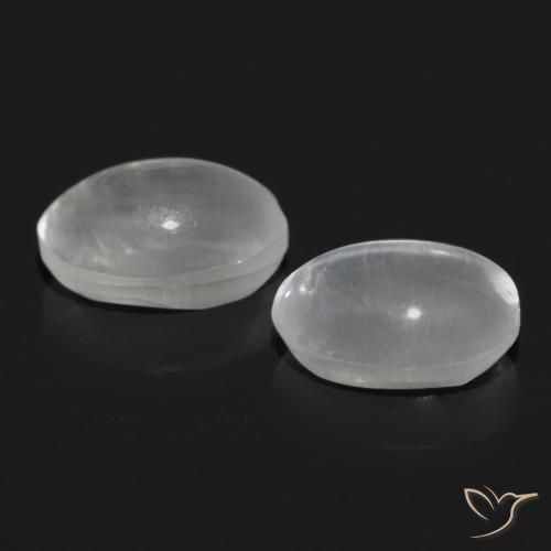 Shop natural 2.28ct 非常に薄い灰色 シリマナイトキャッツアイ gems, 楕円形, from マダガスカル at GemSelect. In stock, global shipping!