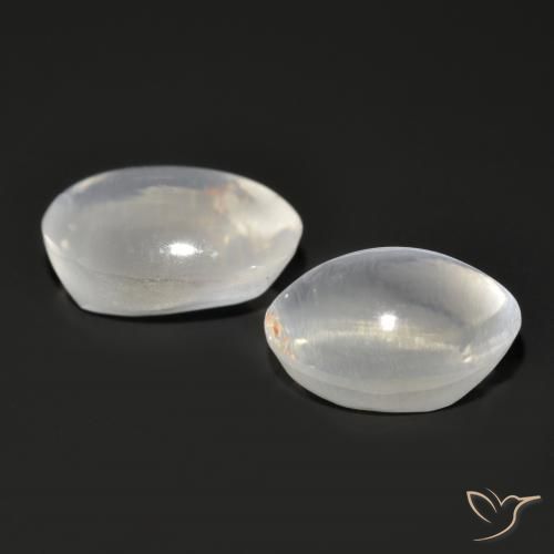 Shop natural 2.71ct 非常に薄い灰色 シリマナイトキャッツアイ gems, 楕円形, from マダガスカル at GemSelect. In stock, global shipping!
